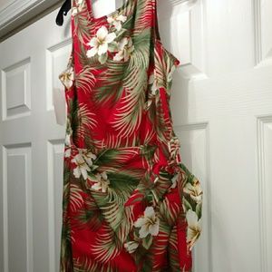 Hawaiian print wrap dress.
